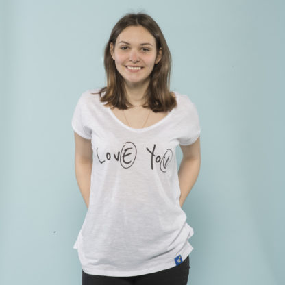 Damen-Shirt mit weitem Halsausschnitt und lässiger Passform - weiß - Image 5